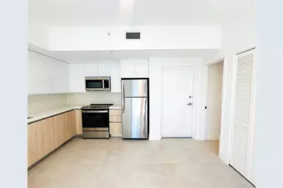 1547 NW 2nd St #204, Miami, FL 33125 - Photo 2