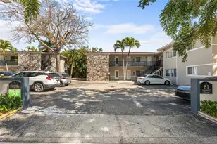 81 Edgewater Dr, Coral Gables, FL 33133 - Photo 24
