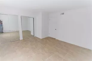 2321 NW 33rd St, Oakland Park, FL 33309 - Photo 14