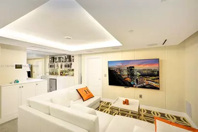 900 Biscayne Blvd #6107, Miami, FL 33132 - Photo 16