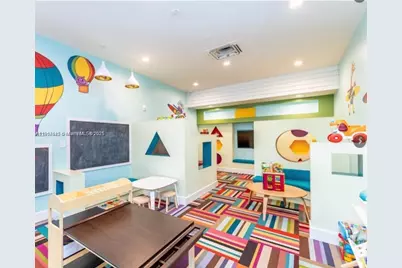 8001 NW 41st St #F-112, Doral, FL 33166 - Photo 32