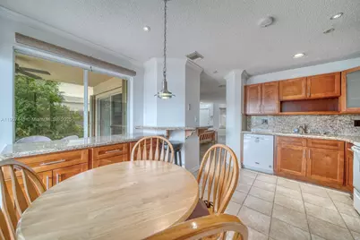 16394 SW 75th St, Miami, FL 33193 - Photo 14