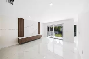 242 Palm Ave, Miami Beach, FL 33139 - Photo 38