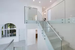 242 Palm Ave, Miami Beach, FL 33139 - Photo 18