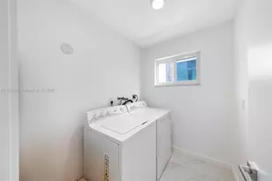 242 Palm Ave, Miami Beach, FL 33139 - Photo 30