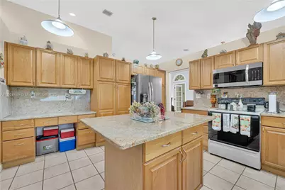 11041 SW 138th Ave, Miami, FL 33186 - Photo 12