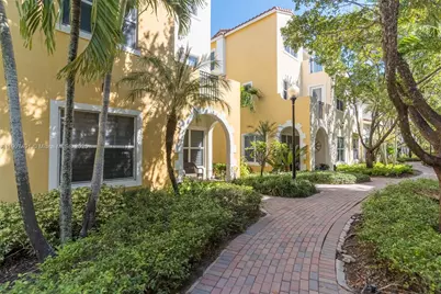 12448 NW 17th Mnr, Pembroke Pines, FL 33028 - Photo 34