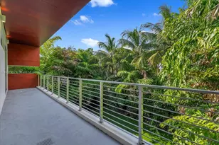 7830 Atlantic Way, Miami Beach, FL 33141 - Photo 24