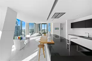 1000 Biscayne Blvd, Miami, FL 33132 - Photo 32