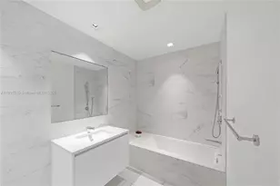 1000 Biscayne Blvd, Miami, FL 33132 - Photo 60