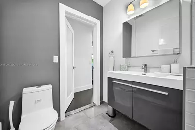 150 NE 50th Ter, Miami, FL 33137 - Photo 38