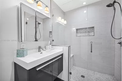 150 NE 50th Ter, Miami, FL 33137 - Photo 38