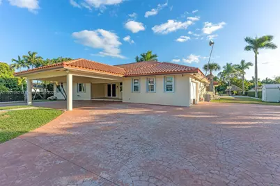19790 SW 208th St, Miami, FL 33187 - Photo 8