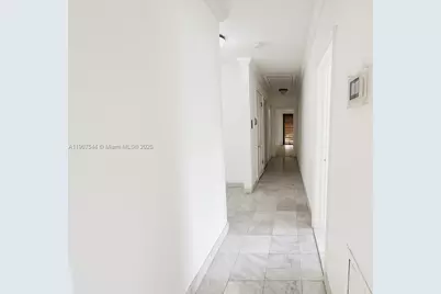 1915 Country Club Prado, Coral Gables, FL 33134 - Photo 14