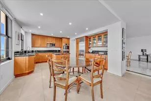 9801 Collins Ave, Bal Harbour, FL 33154 - Photo 28