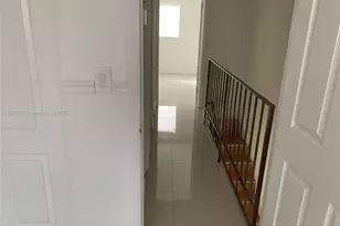 15102 SW 81st St, Miami, FL 33193 - Photo 8