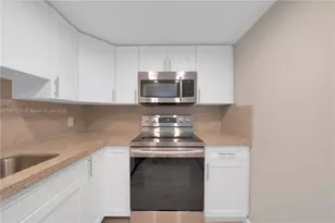 200 Galen Dr, Key Biscayne, FL 33149 - Photo 6