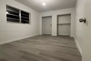 471 E 13th St, Hialeah, FL 33010 - Photo 6