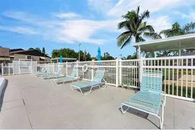 442 Pine Glen Ln #D-2, Greenacres, FL 33463 - Photo 38