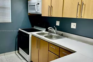 8101 SW 73rd Ave, Miami, FL 33143 - Photo 2