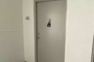 5672 Rock Island Rd, Tamarac, FL 33319 - Photo 4