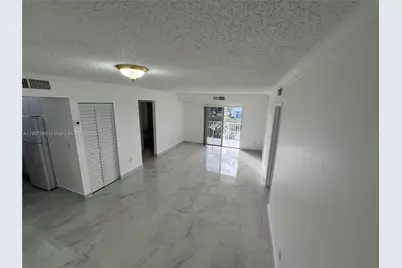 8260 SW 210th St #302, Cutler Bay, FL 33189 - Photo 12