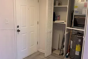 677 SW 9th Ave, Miami, FL 33130 - Photo 12