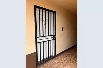 677 SW 9th Ave #303, Miami, FL 33130 - Photo 10