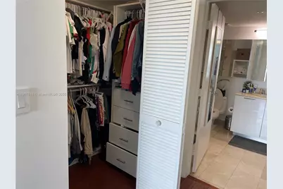 1800 N Bayshore Dr #2106, Miami, FL 33132 - Photo 16