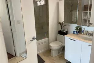 1800 N Bayshore Dr, Miami, FL 33132 - Photo 18