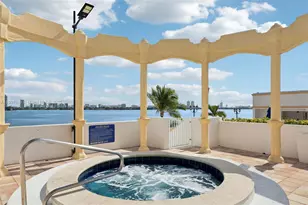 7601 E Treasure Dr, North Bay Village, FL 33141 - Photo 30