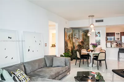 950 Brickell Bay Dr #3905, Miami, FL 33131 - Photo 12