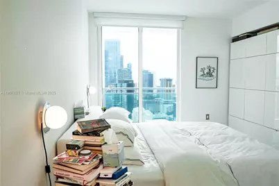 950 Brickell Bay Dr #3905, Miami, FL 33131 - Photo 14