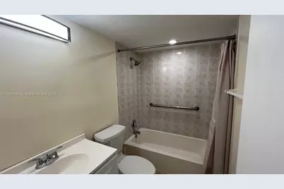 5050 NW 7th St #309, Miami, FL 33126 - Photo 14