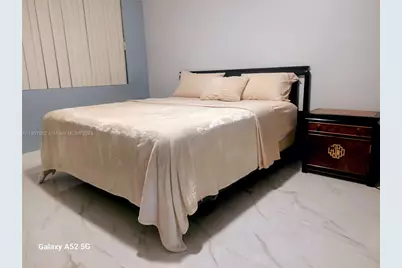 5005 Collins Ave #1523, Miami Beach, FL 33140 - Photo 4