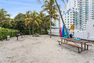 5005 Collins Ave, Miami Beach, FL 33140 - Photo 20