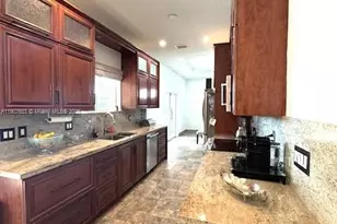 1350 NW 166th Ave, Pembroke Pines, FL 33028 - Photo 8