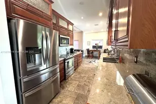 1350 NW 166th Ave, Pembroke Pines, FL 33028 - Photo 6