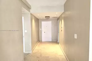 5255 Collins Ave, Miami Beach, FL 33140 - Photo 6