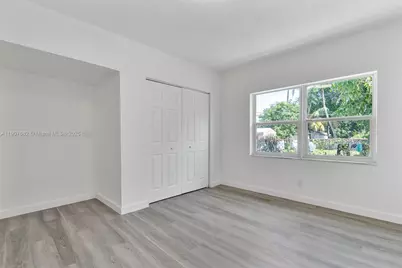 1169 NW 114th St, Miami, FL 33168 - Photo 16