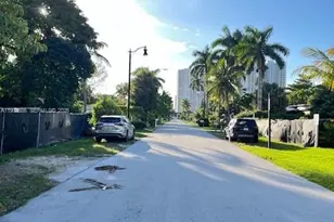 204 191st St, Sunny Isles Beach, FL 33160 - Photo 50