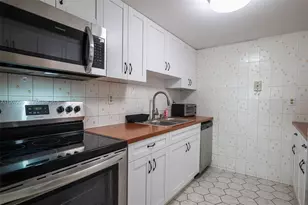 750 NW 43rd Ave, Miami, FL 33126 - Photo 2