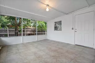 261 NE 172nd St, North Miami Beach, FL 33162 - Photo 22