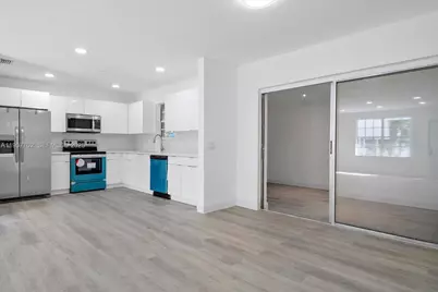 261 NE 172nd St, North Miami Beach, FL 33162 - Photo 6