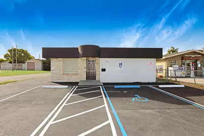 70 NW 8th St, Homestead, FL 33030 - Photo 1