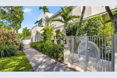 4805 Cherokee Ave, Miami Beach, FL 33140 - Photo 2