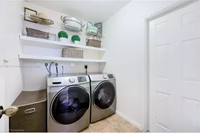 4394 Fox Ridge Dr, Weston, FL 33331 - Photo 14