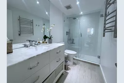 500 Bayview Dr #1123, Sunny Isles Beach, FL 33160 - Photo 8