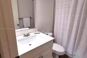 6201 NW 114th Pl, Doral, FL 33178 - Photo 28