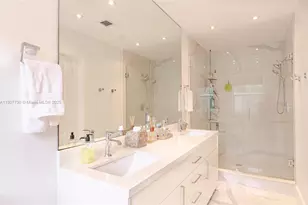 1115 Cherrypalm, Hollywood, FL 33019 - Photo 18